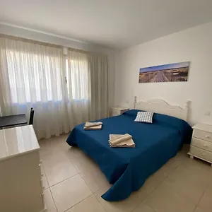Séjour chez l'habitant In A Shared In The Centre Of En Piso Compartido, Corralejo