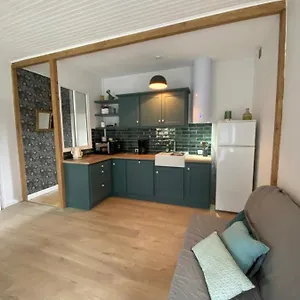 https://la-maison-de-junhac.hotels-rhonealpes.com